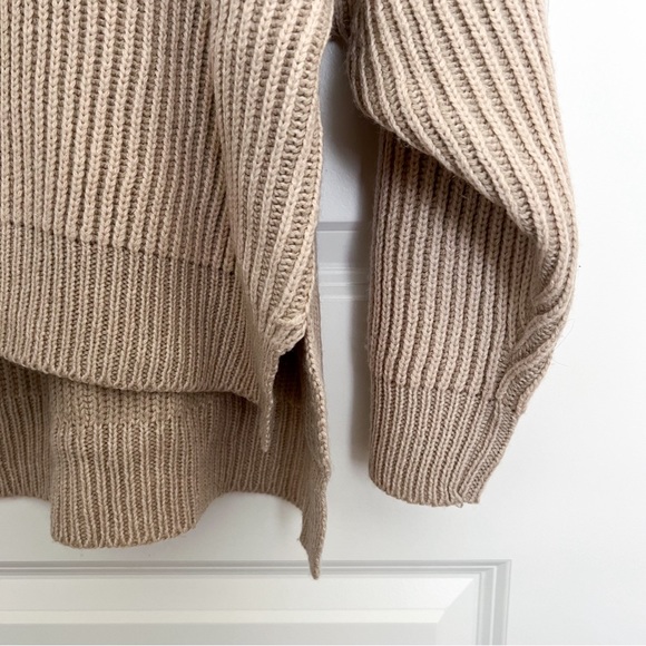 Topshop Ribbed Knit Pullover Sweater with Mock Neck Size US 8-10 - Picture 2 of 5